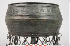 Foto von Bronzeuntersatz (NHMW-PRAE-025277)